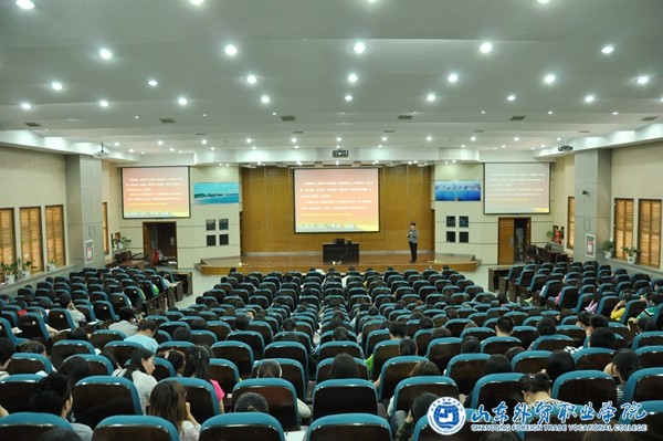國際貿易系開(kāi)展學(xué)生入黨積極分子培訓活動(dòng)1.JPG